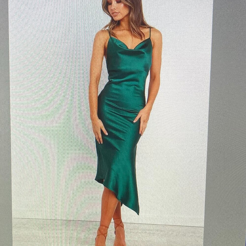 Petal & Pup NWT Asymmetrical Emerald Green Dress Women Size 4